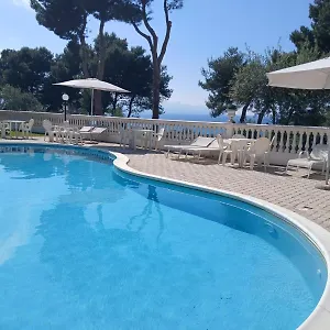 Nunziatella Badia Ferienhaus